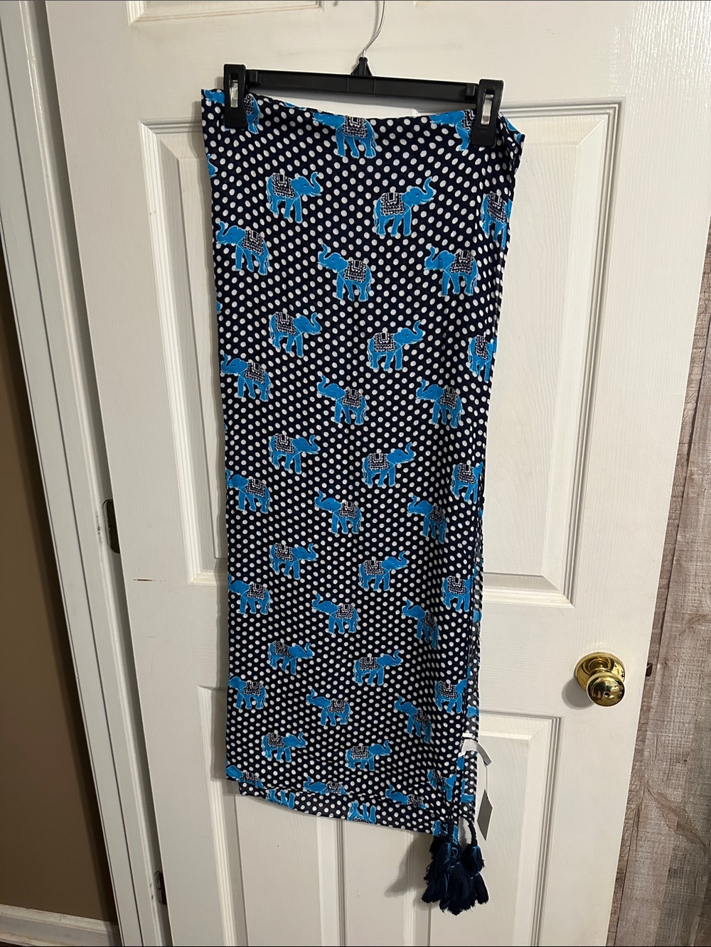 Crown & Ivy Blue Elephant Print Scarf Wrap